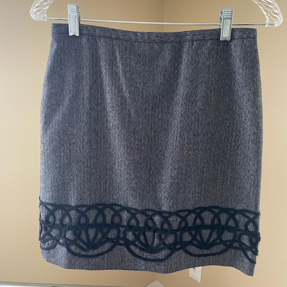 Gray pencil skirt with suede detail